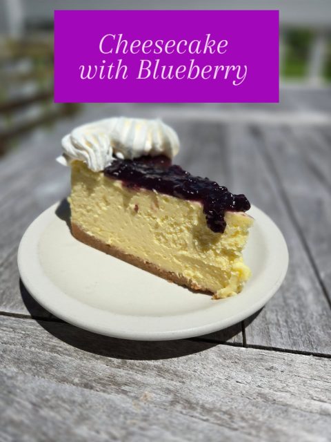 Cheesecake
with Blueberry