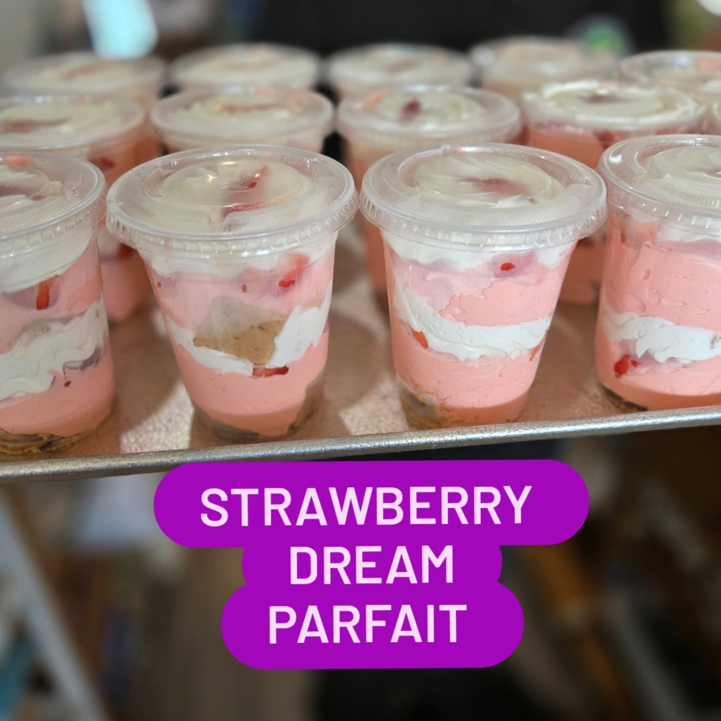 STRAWBERRY 
DREAM
PARFAIT 