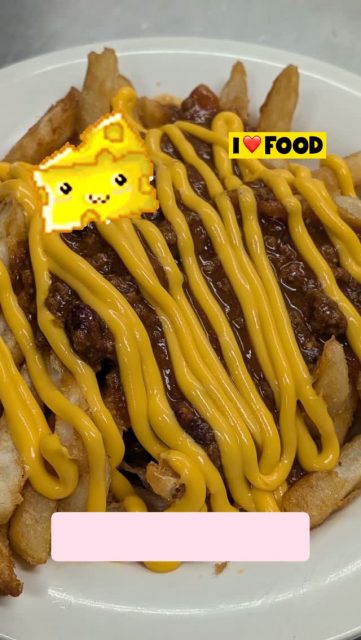 Chili cheese fries